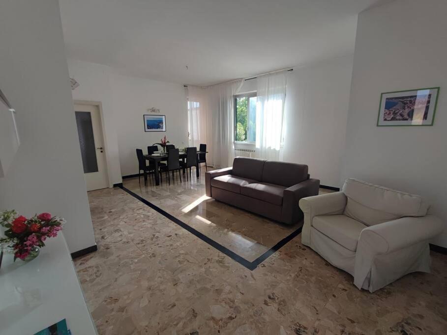 La Vie En Rose Flat Apartment Sestri Levante Luaran gambar