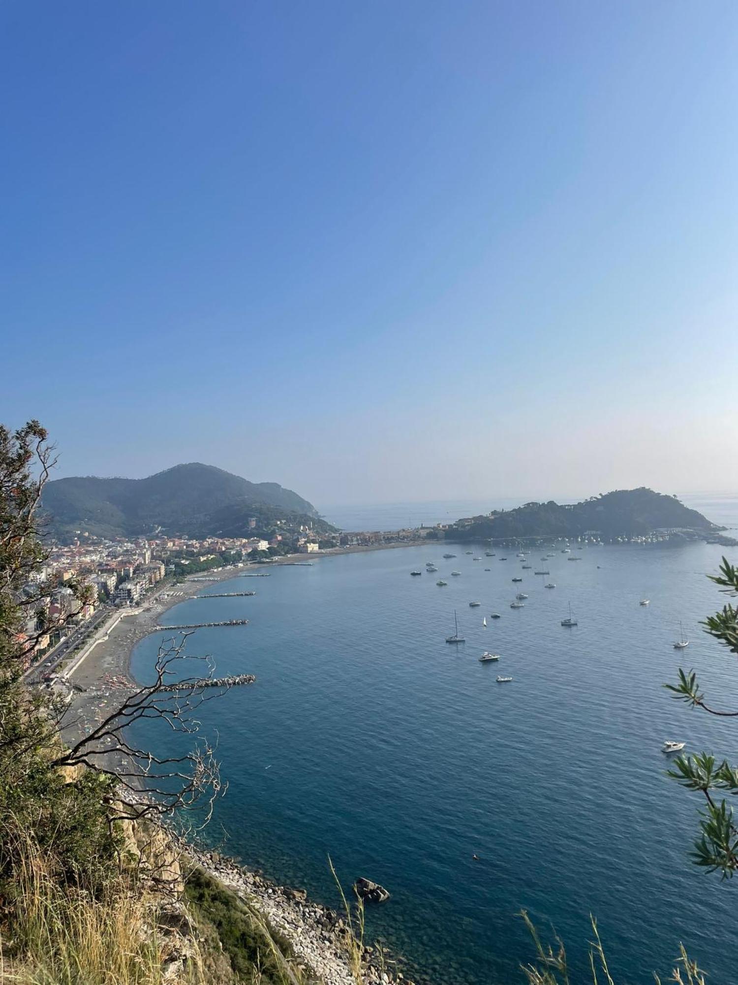 La Vie En Rose Flat Apartment Sestri Levante Luaran gambar